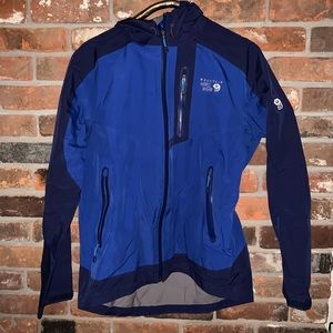 Mountain hardware blue jacket